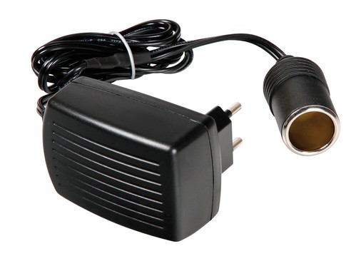 Trasformatore con presa accendisigari 220V > 24V